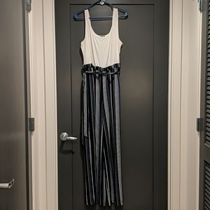 Wide leg romper!
